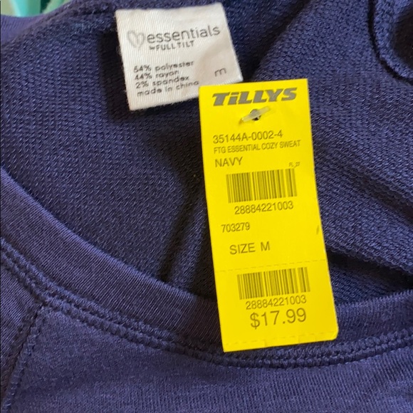 NWT Lightweight Sweater - Picture 3 of 3